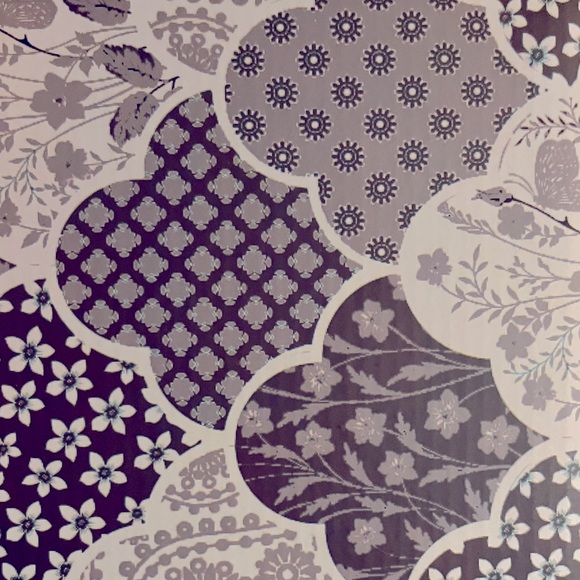 SOLD Out (P& E)Taylor Swift Cabin Snow Globe. Folklore, Cardigan.NEW-SOLD OUT - Picture 9 of 10